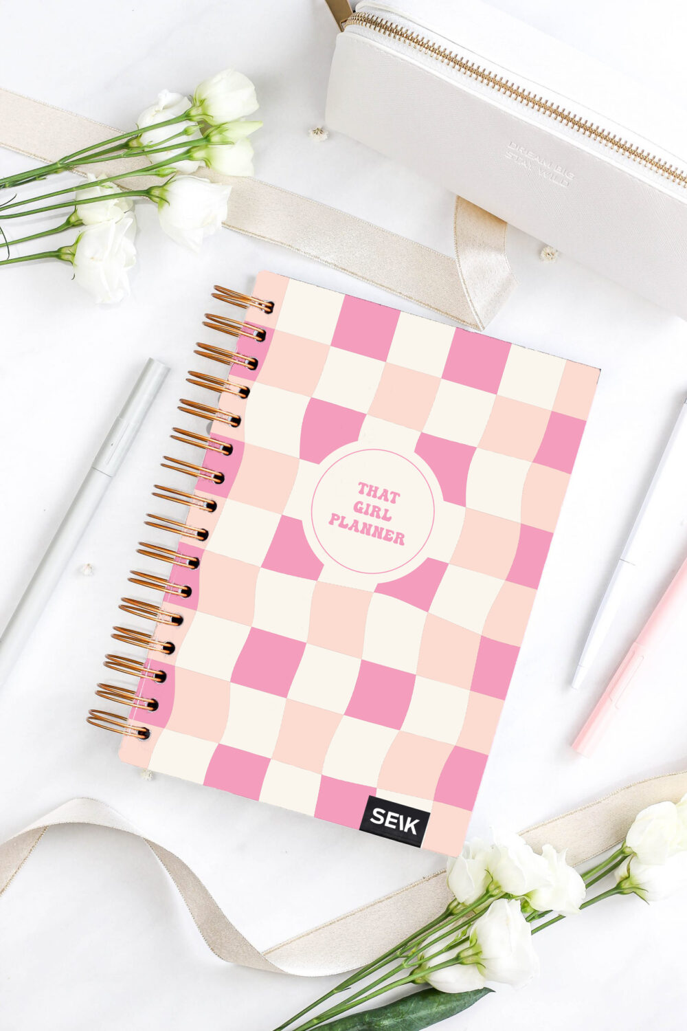 Happy Calendar skolekalender med spiralryg 25/26 -  that girl