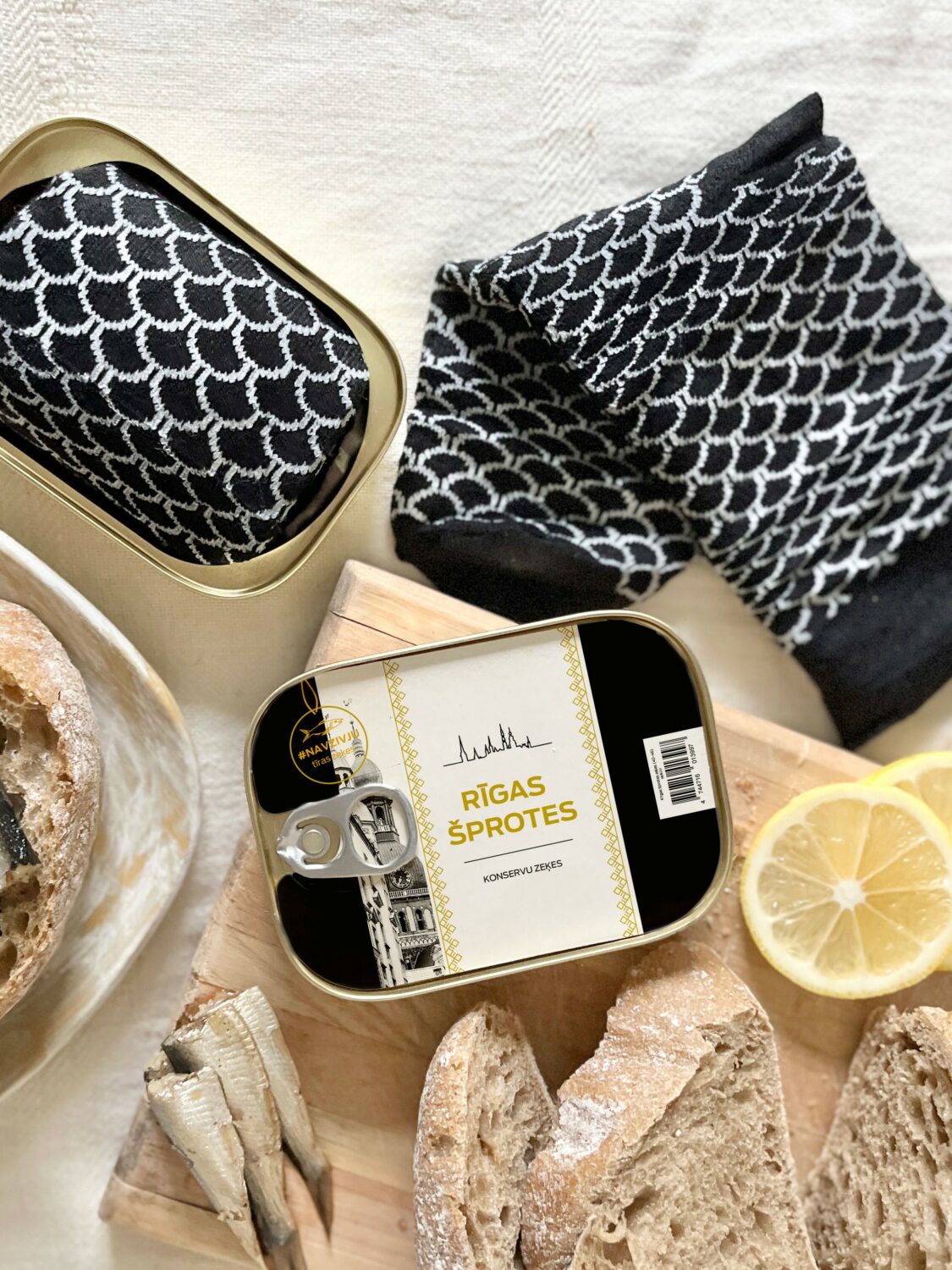 Riga Sprats - strømper med fisk på dåse (Unisex-størrelse 35-46)
