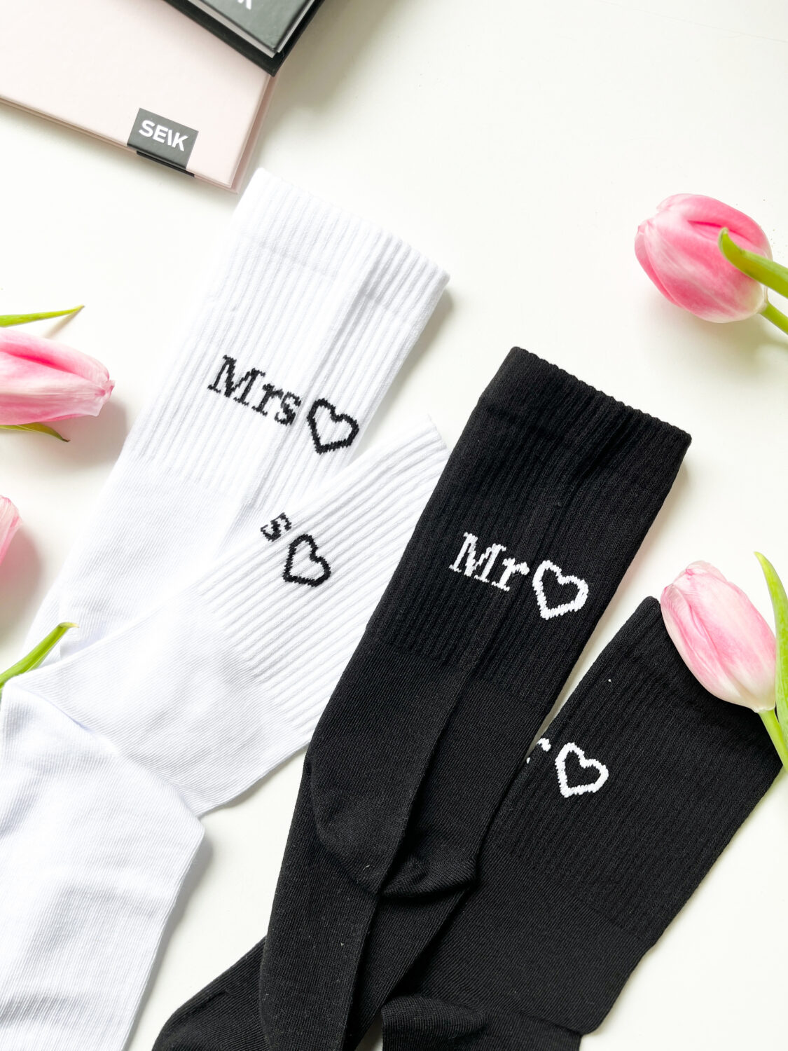 Parstrømper – Mr & Mrs (sælges som sæt)