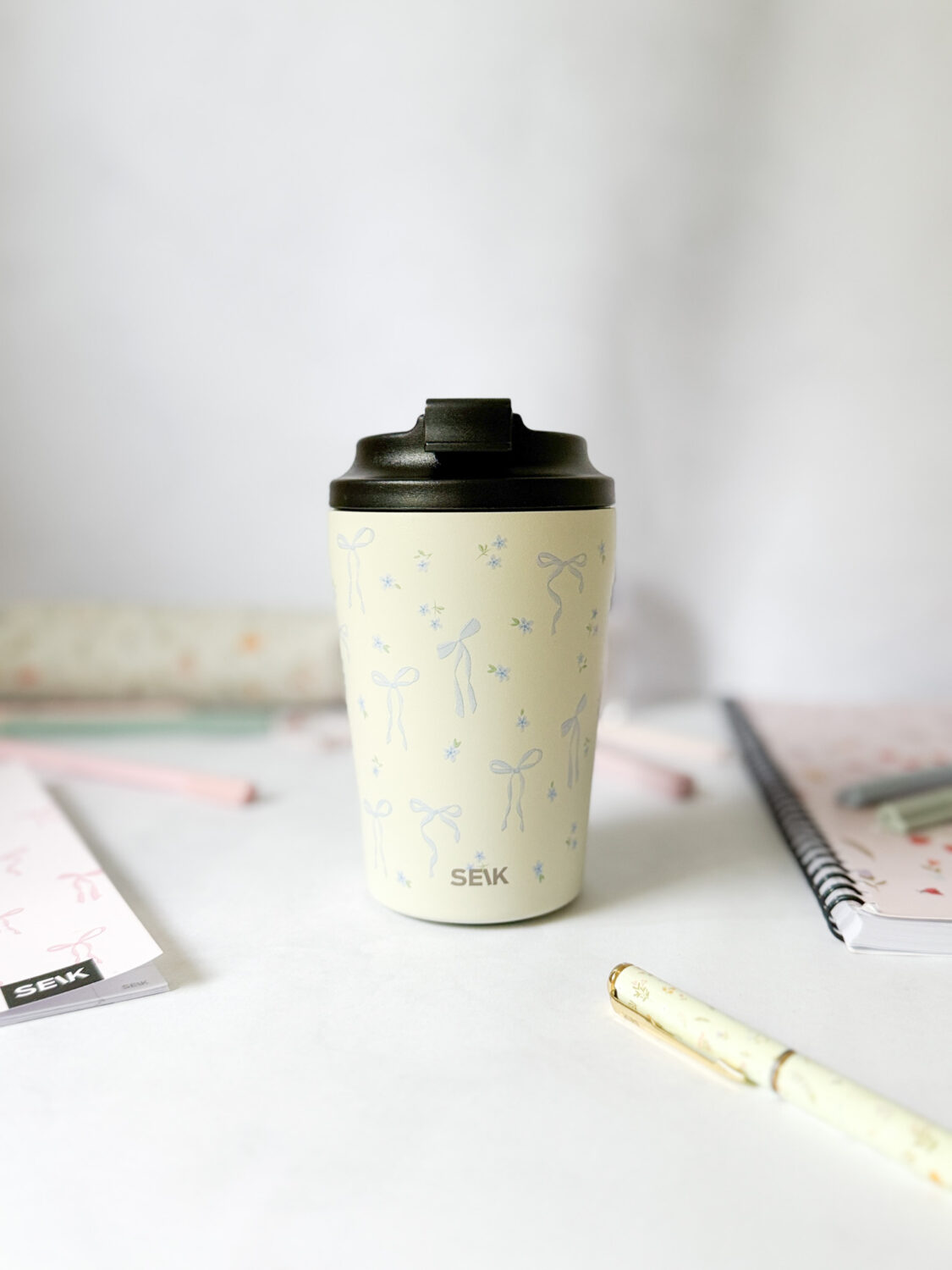 Termokrus til kaffe - sløjfer (350ml)