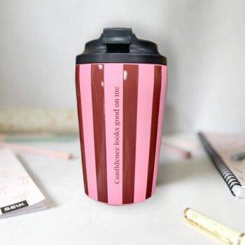 Termokrus til kaffe – confidence looks good on me (350 ml)